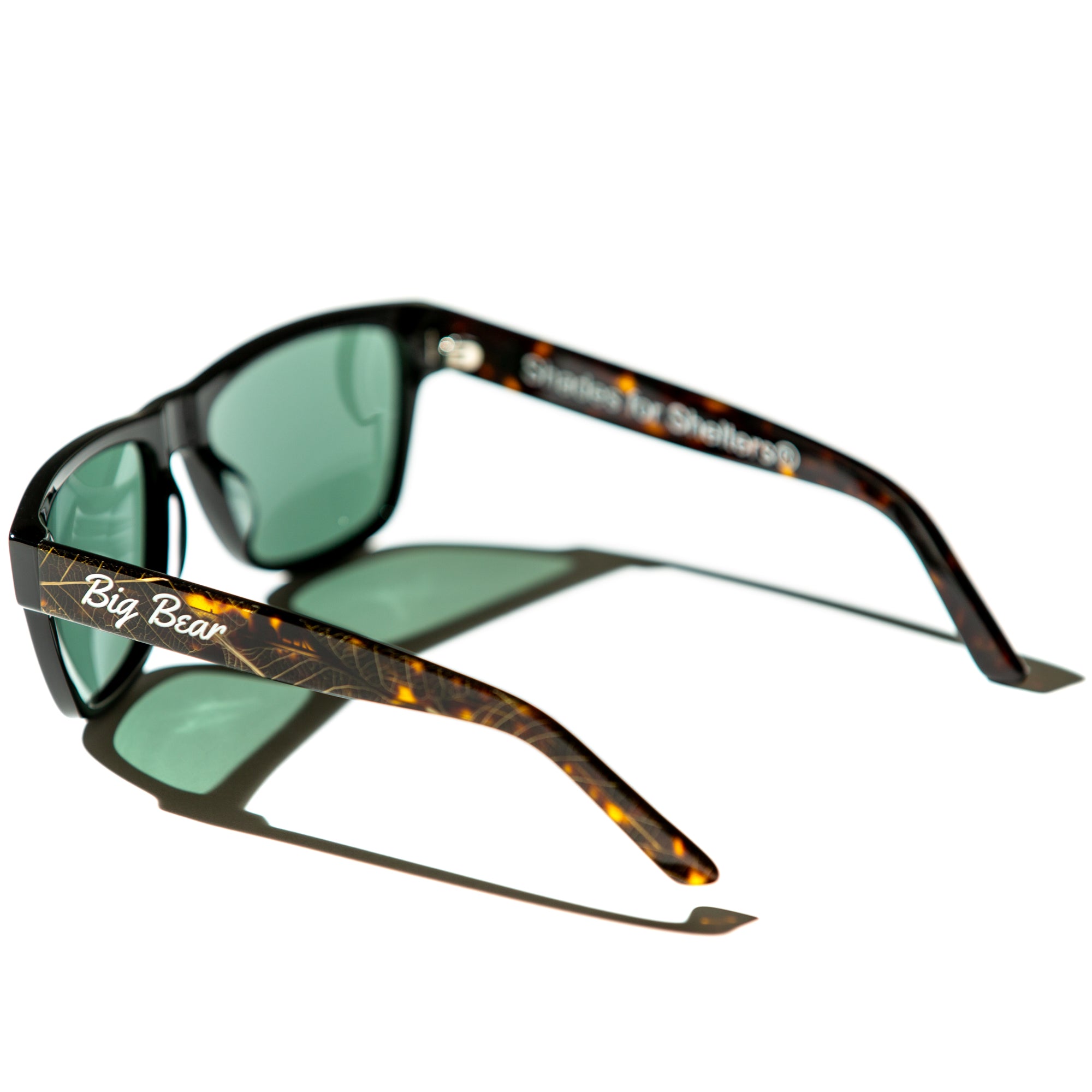 Large Frame Sunglasses with Green Lenses Green Keyhole Bridge Acetate Trapezoid Tinted Sunglasses  main image 3